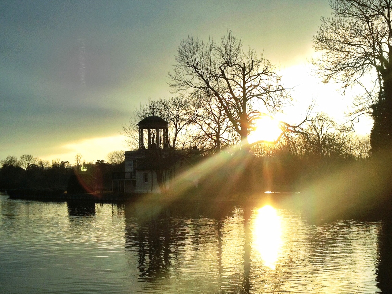 Temple Island in the Winter. (Photo: Oli Anderson)