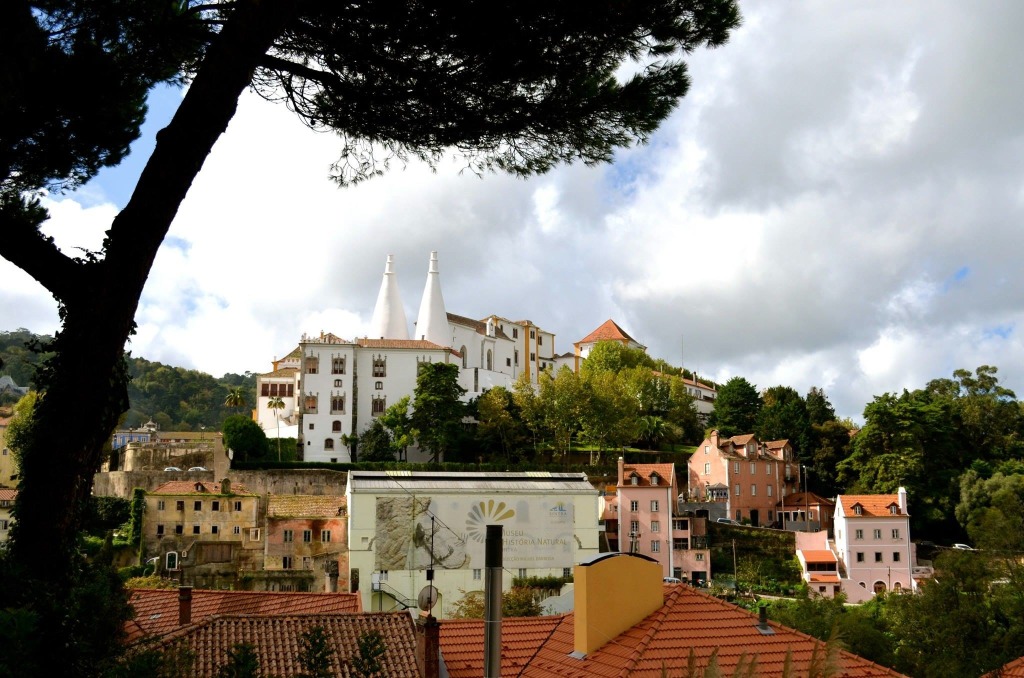 Sintra, Portugal (Photo: Sylvie Francis. via Flickr)