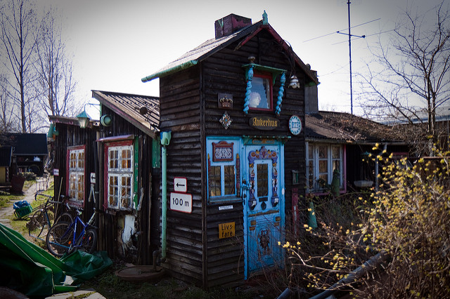 One of the quirky huts at Nokken (Photo: Stig Nygaard via Flickr)