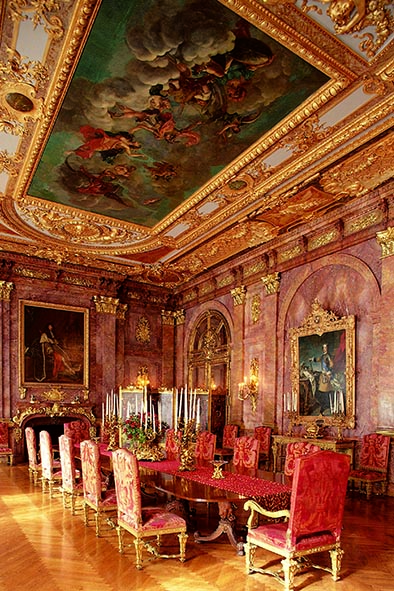 Paintings of the French kings Alva Vanderbilt admired - the grand dining room of Marble House (Photo: The Preservation Society of Newport County via Discover Newport)