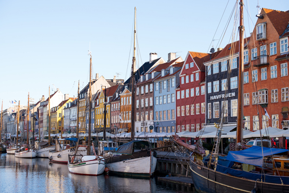 Nyhavn in the morning (Photo: Roman Boed via Flickr)