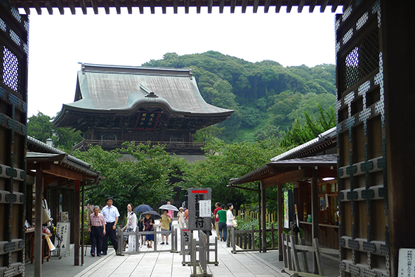 Kenchoji entrance (Photo: RyosukeYagi via Flickr)