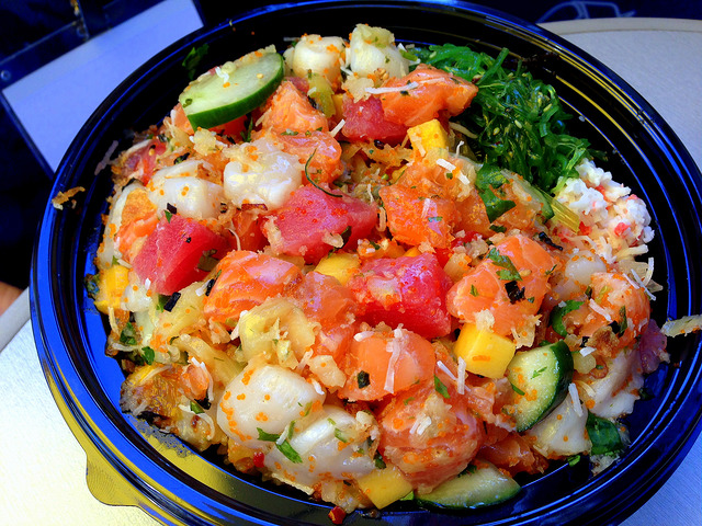 Caribbean poke bowl at Spinfish (Photo: hwgirl via Flickr)