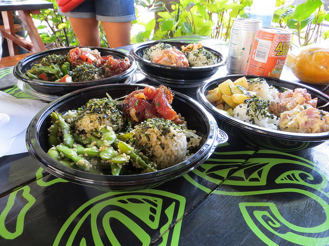 Poke bowls at Umeke's (Photo: Ewen Roberts via Flickr)