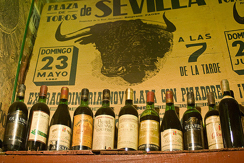 Some of the wine choices at Sol y Sombra (Photo: Carnaval King 08 via Flickr)