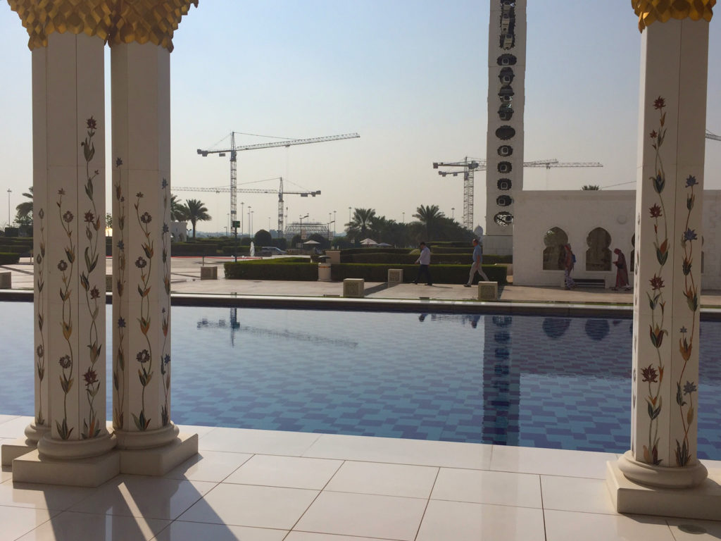 Non-stop construction on the Abu Dhabi skyline (Photo: Michael Edwards)