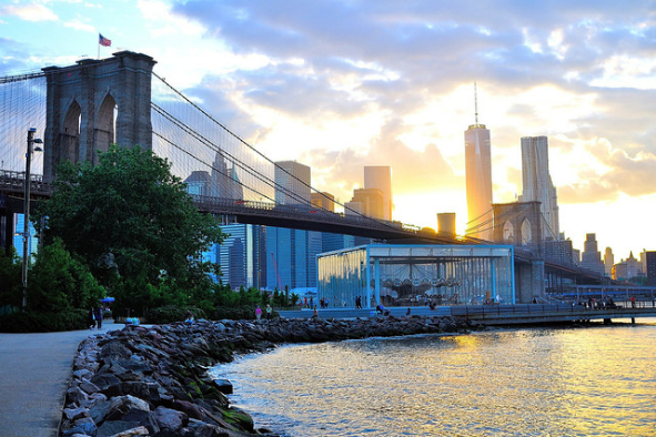 Brooklyn Bridge Park and Jane's Carousel (Photo: dumbonyc via Flickr  / CC BY 2.0)