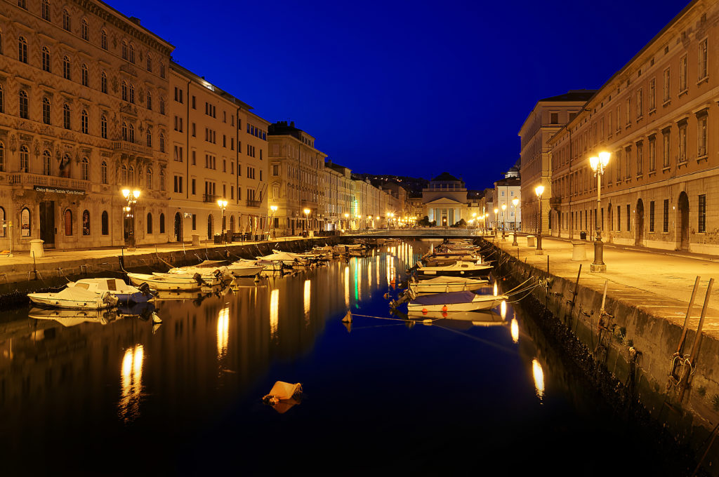 The Grand Canal by night (Photo: Christoph Sammer via Flickr / CC BY 2.0)