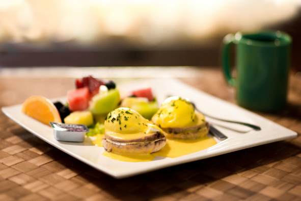 Honey's Bistro and Bakery is known for its delicious benedicts (Photo: Honey's Bistro and Bakery)