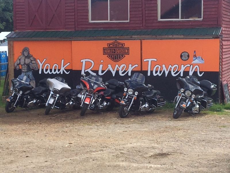 Yaak River Tavern