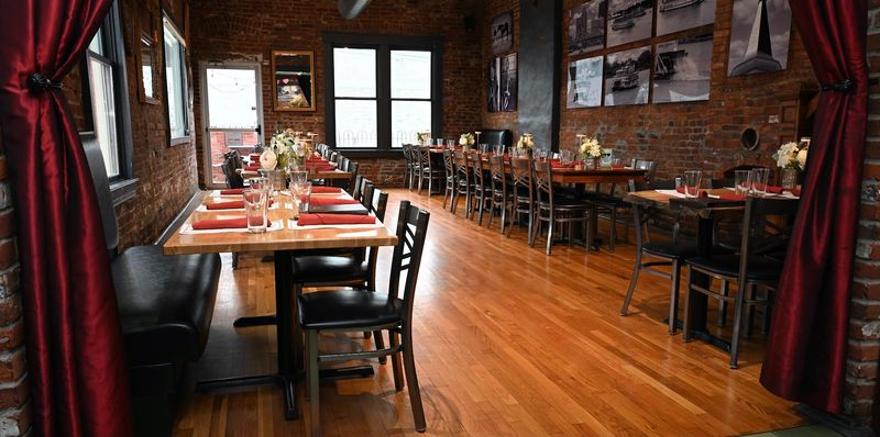 Location, Atmosphere, And First Impressions