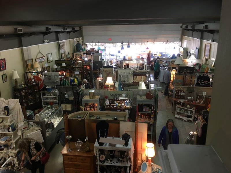 Three Floors Of Pure Discovery