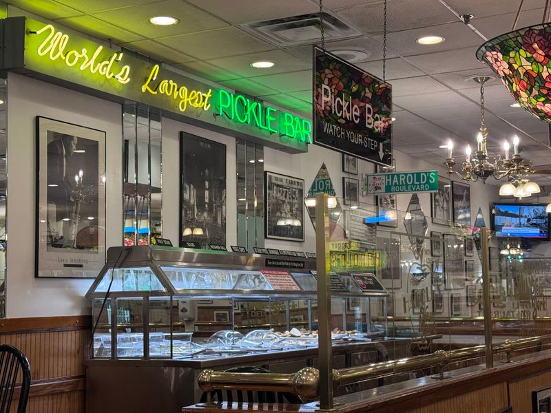 Deli That Stands Out By Word Of Mouth