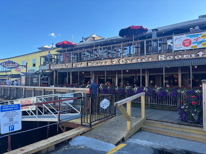 Boone's Fish House and Oyster Room