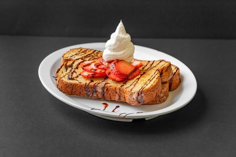 The Signature French Toast Options Worth Ordering