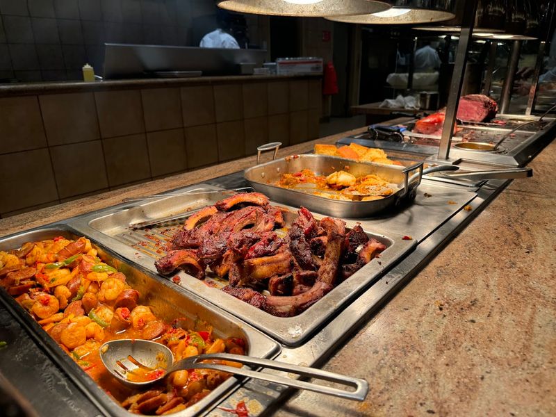 Food Freshness, Cleanliness, And How The Buffet Is Maintained