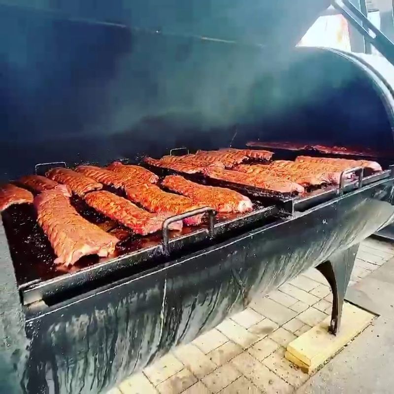 Texas-Style BBQ Brought To Rural Minnesota