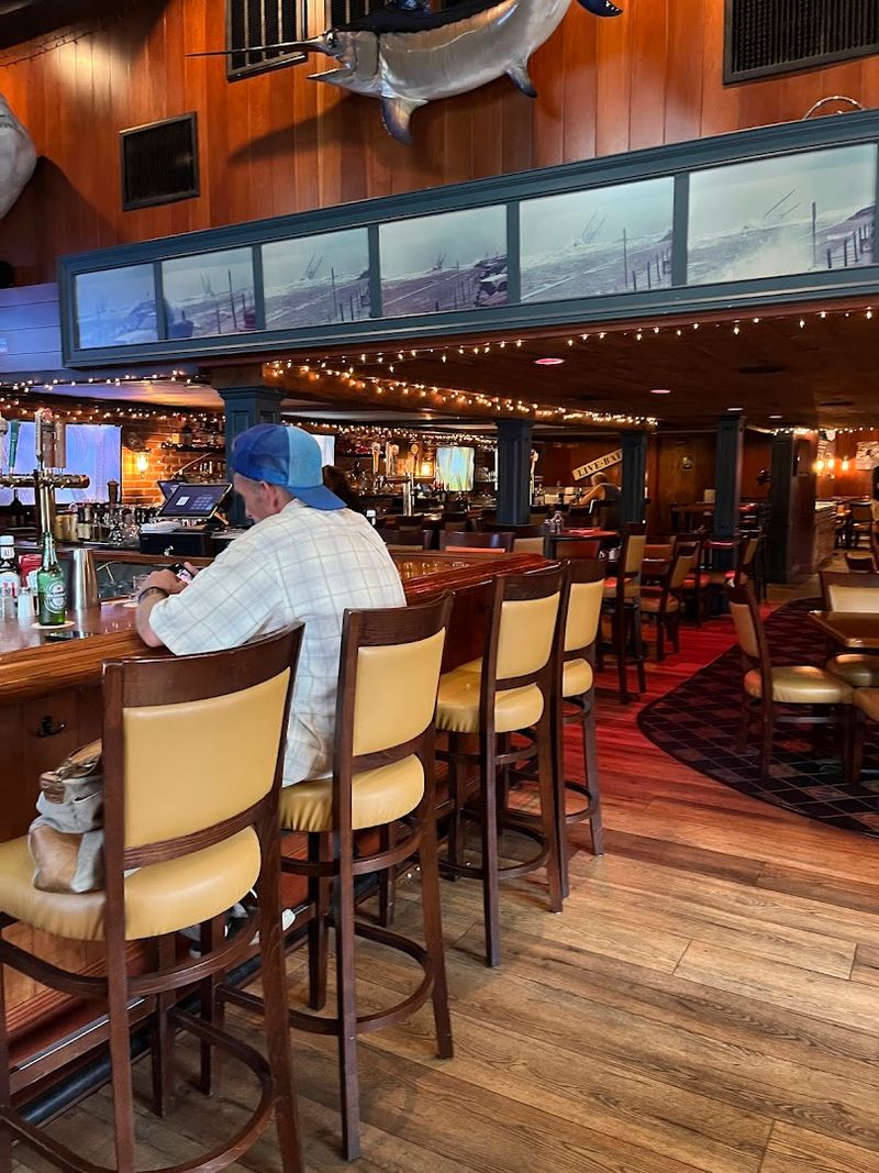 Four Winds Steakhouse