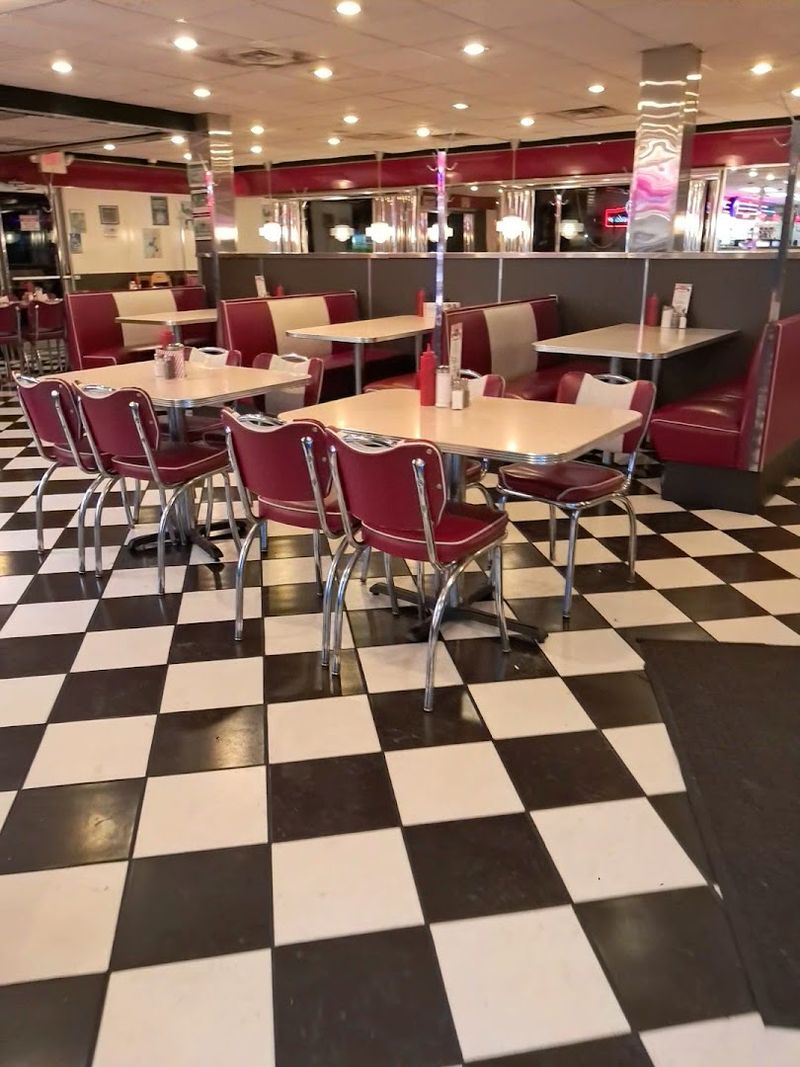 Tips For Visiting The Diner During Busy Hours