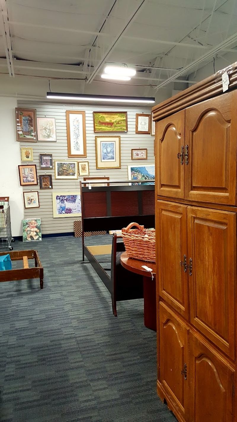 Furniture And Home Goods Worth The Trip Alone