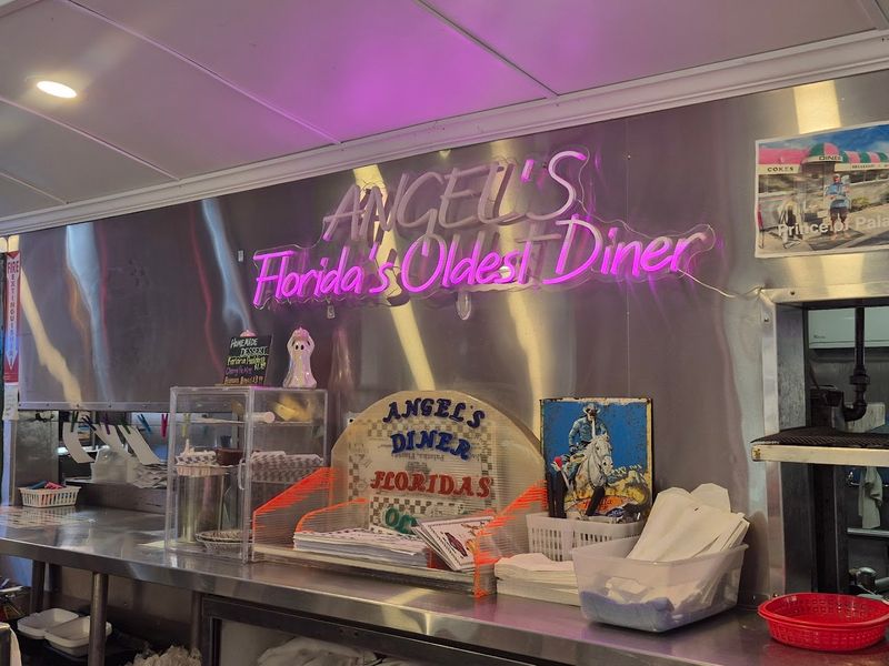 Experience A Nostalgic Mystery Novel Atmosphere