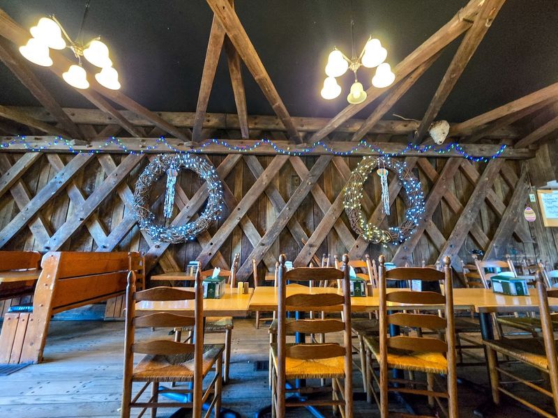 The Ohio Pizza Spot With One Of The Most Unusual Dining Rooms Around