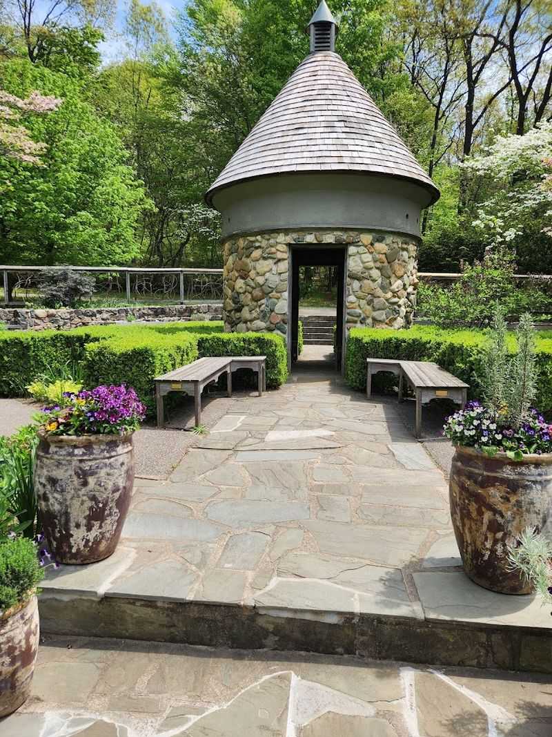 Fernwood Botanical Garden And Nature Preserve