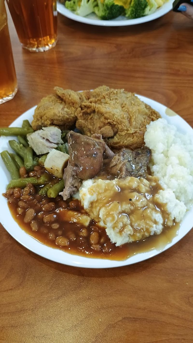 A Look At The Classic Southern Breakfast Spread