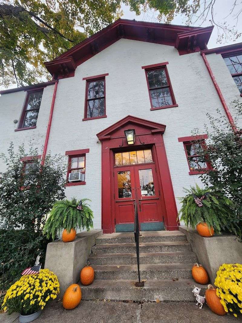 Arrival And First Impressions