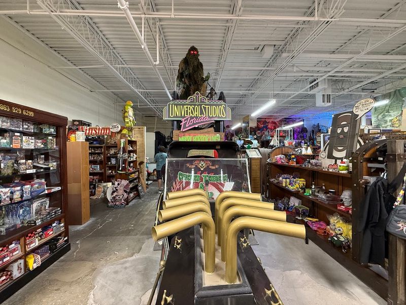 Explore Hundreds Of Unique Dealers Under One Roof