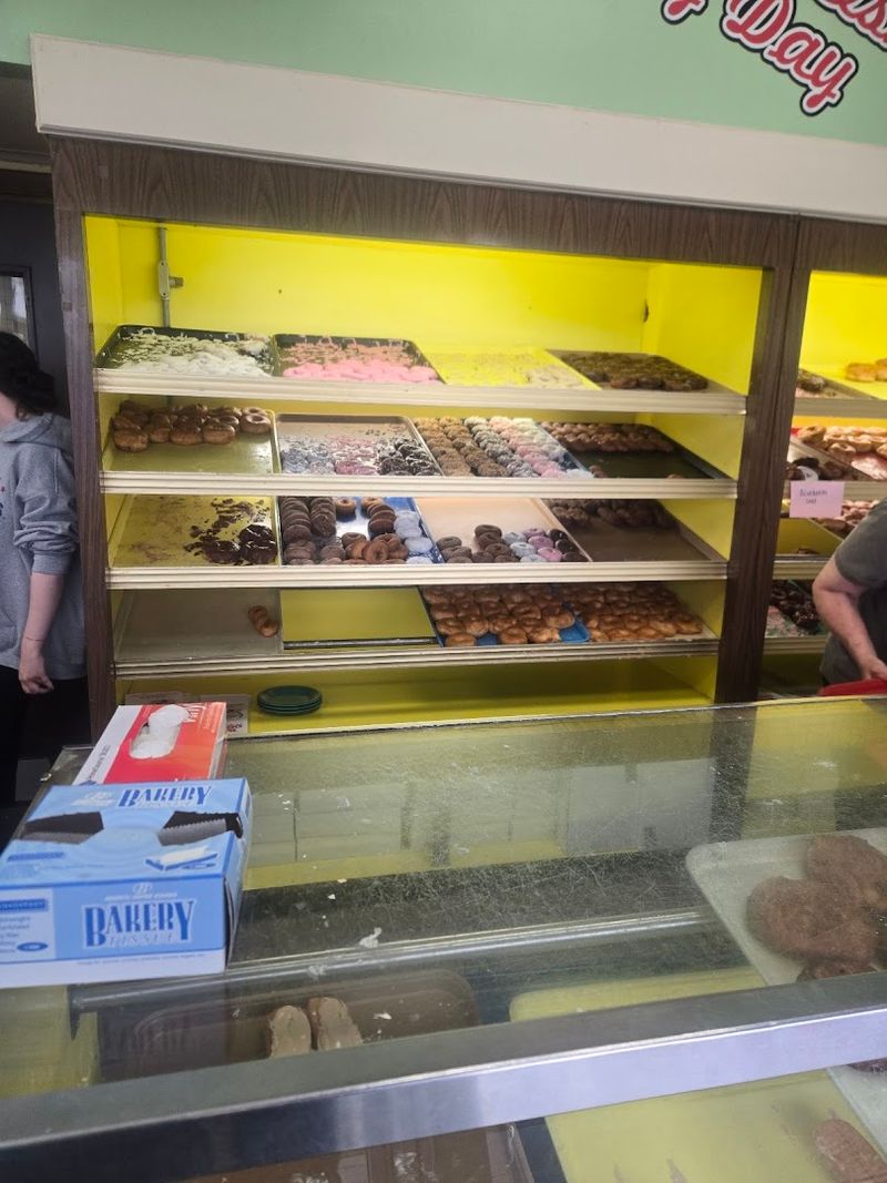 The Counter-Serve Setup That Keeps Things Moving