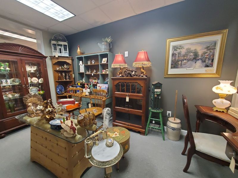 Visiting Hours And Practical Tips For First-Timers