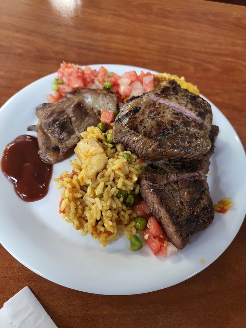 Carved Meats At The Hot Bar Add A Festive Feel