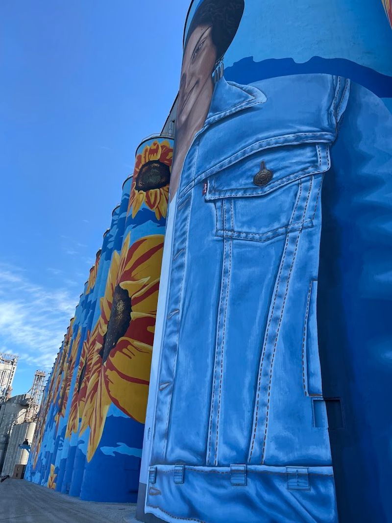 Reactions From Visitors And Locals