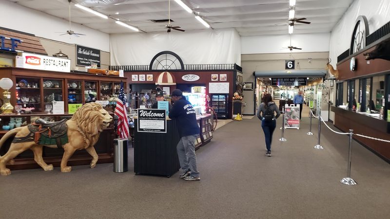 Heart Of Ohio Antique Center