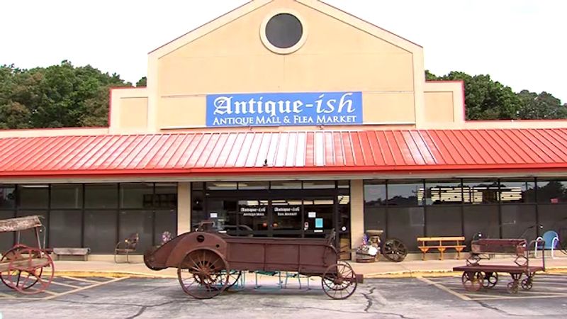 Antique-Ish Antique Mall & Flea Market