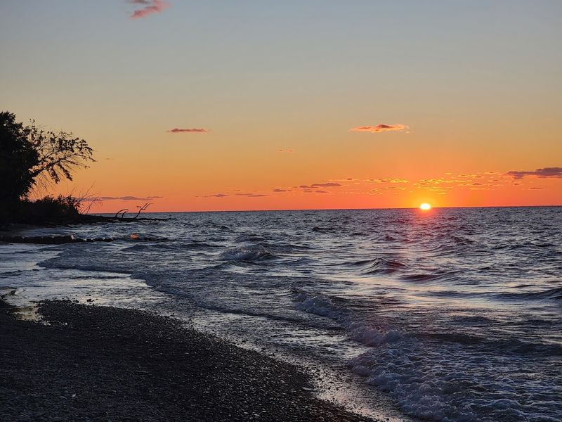 What The Sunsets Over Lake Erie Actually Look Like