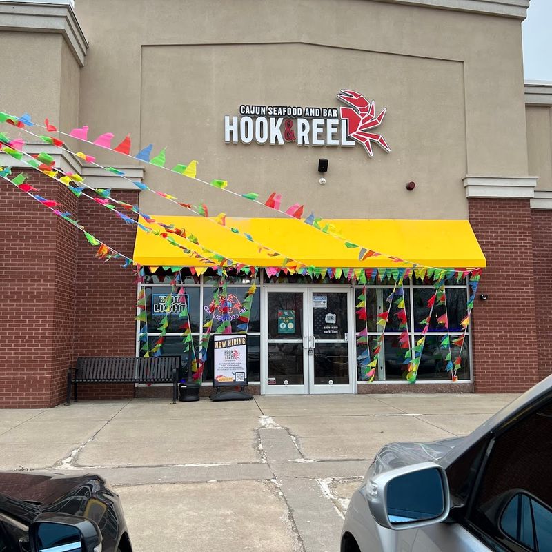 Hook And Reel Cajun Seafood And Bar