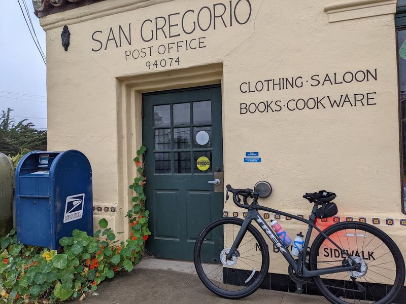 A Tiny Post Office Worth Noticing