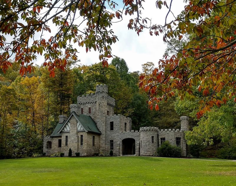 Squire's Castle – The Romantic Ruin Of North Chagrin Reservation