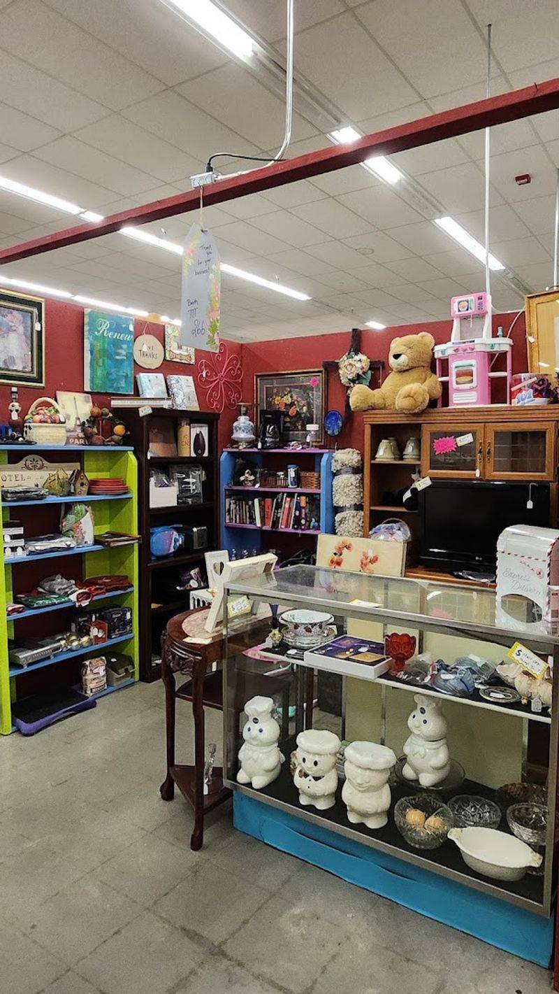 Tools, Hardware, And Workshop Treasures