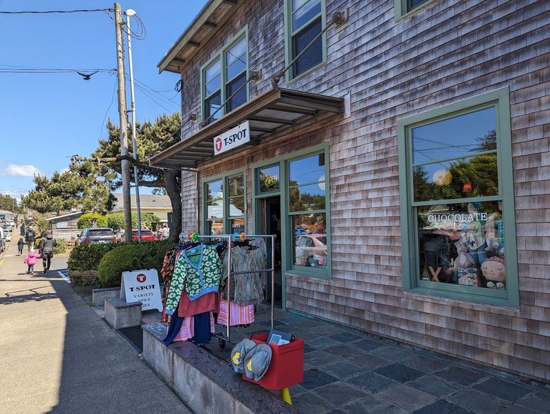 Laneda Avenue Packs A Lot Into A Short Stretch