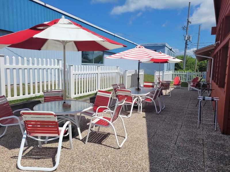 A Cozy, Nostalgic Stop Near Crystal Lake