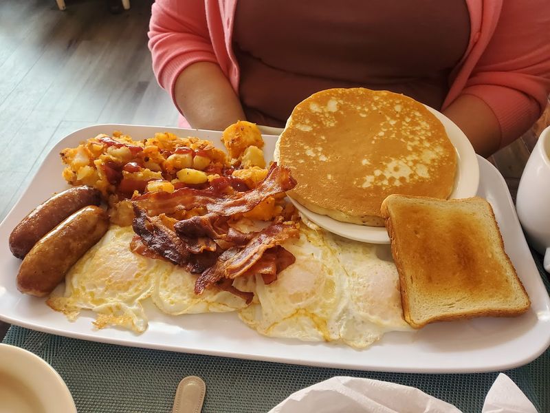 Portion Sizes That Genuinely Surprise First-Timers