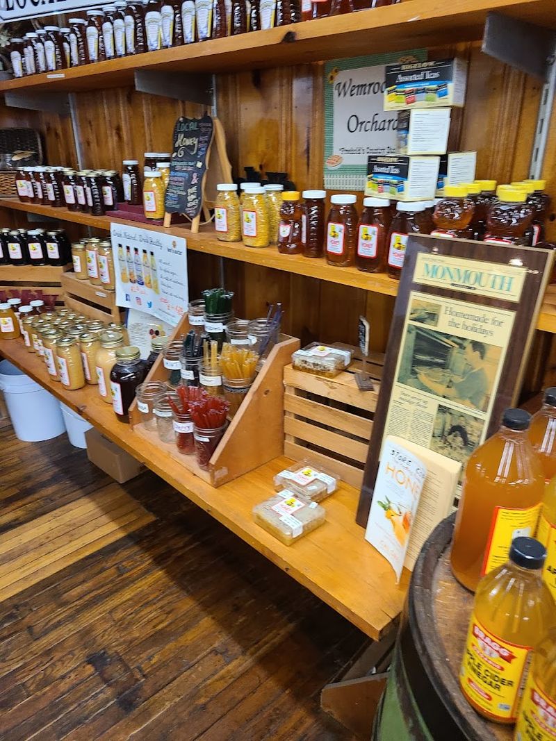 Flavored Honey Varieties Worth Exploring