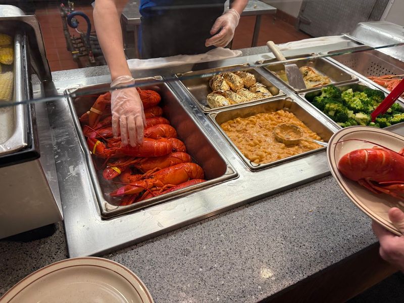 All-You-Can-Eat Seafood That Actually Delivers