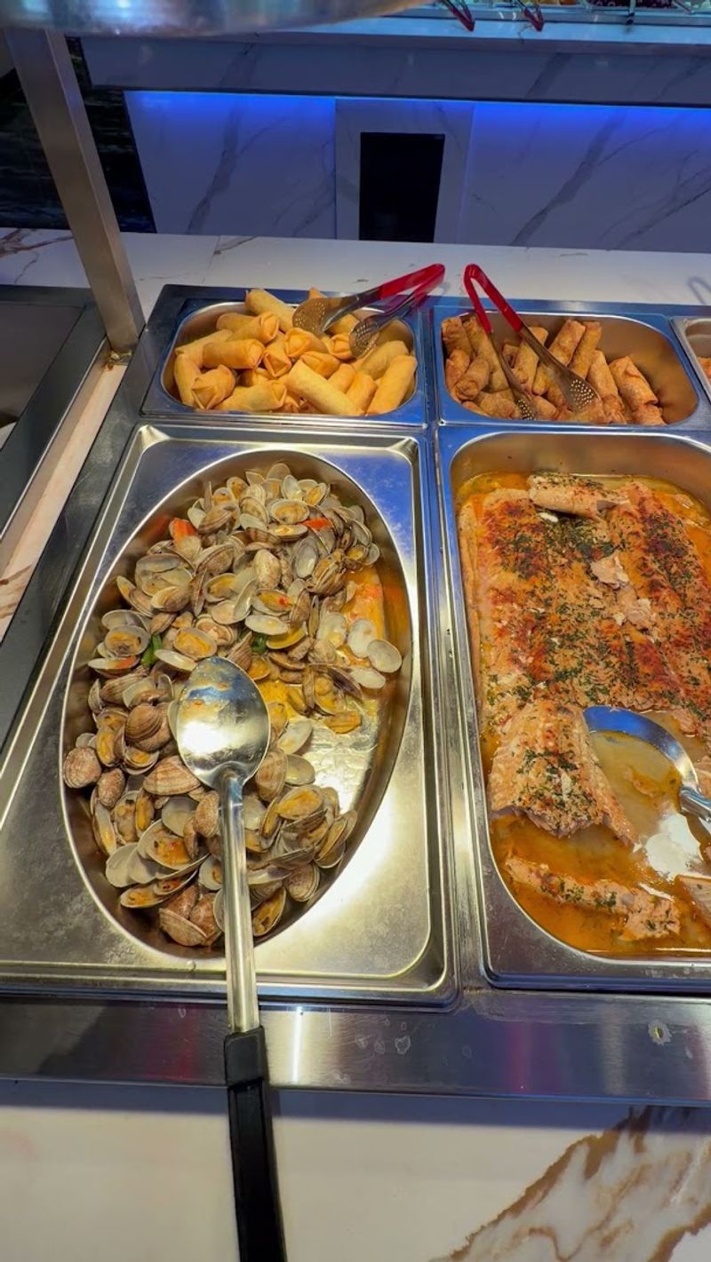 A Look At The Buffet Spread