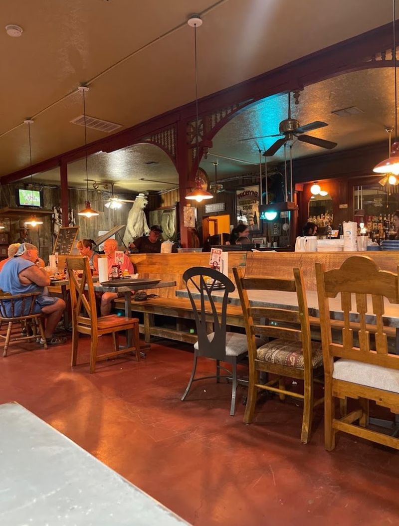 The Atmosphere That Keeps People Coming Back