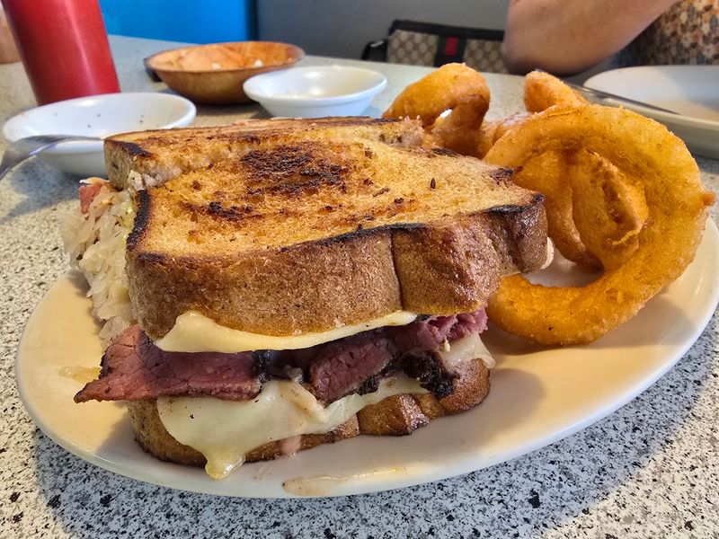 A True New York Deli Atmosphere In Northern Virginia