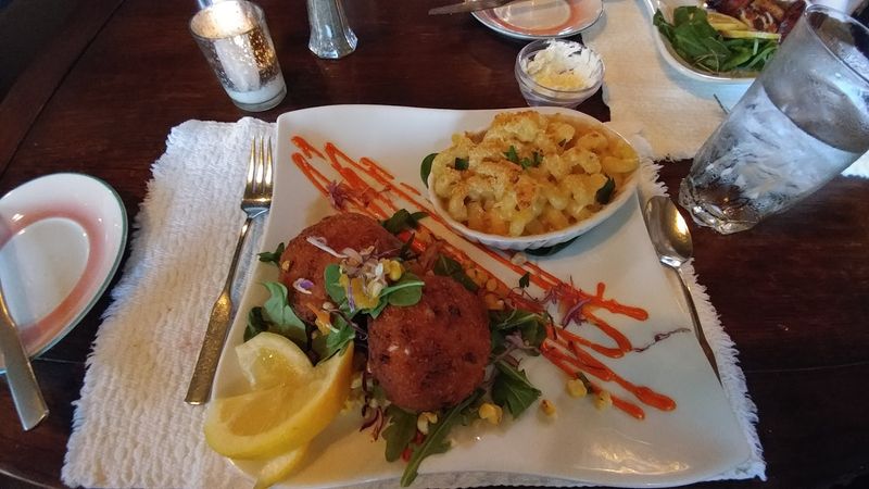 Seafood Dishes That Arrive At The Table Impressively Fresh